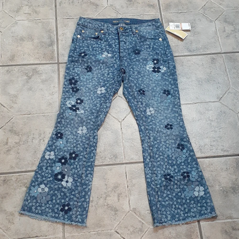 *Michael Kors Floral Embroidered Cropped Jeans From - Picture 2 of 6